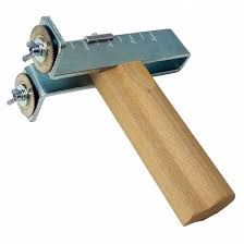 Rectifieur à gypse (stripper)